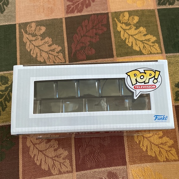 Funko POP! TV: Stranger Things - Nancy Wheeler and Robin 2pk (Target Exclusive) - Picture 7 of 8